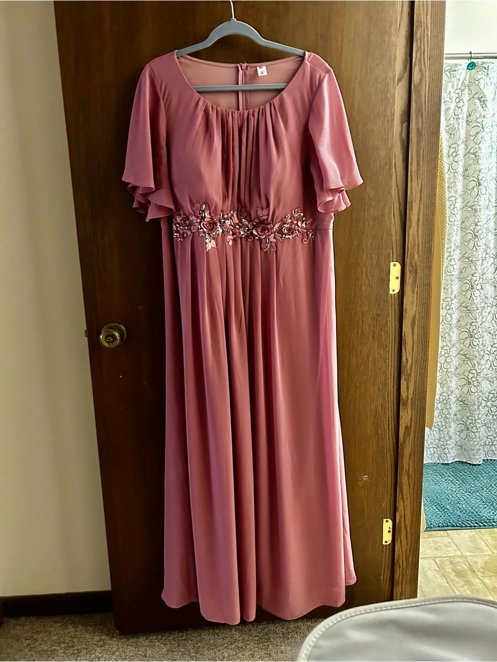 Ever pretty Mauve Embellished Waist Maxi Dress 18
